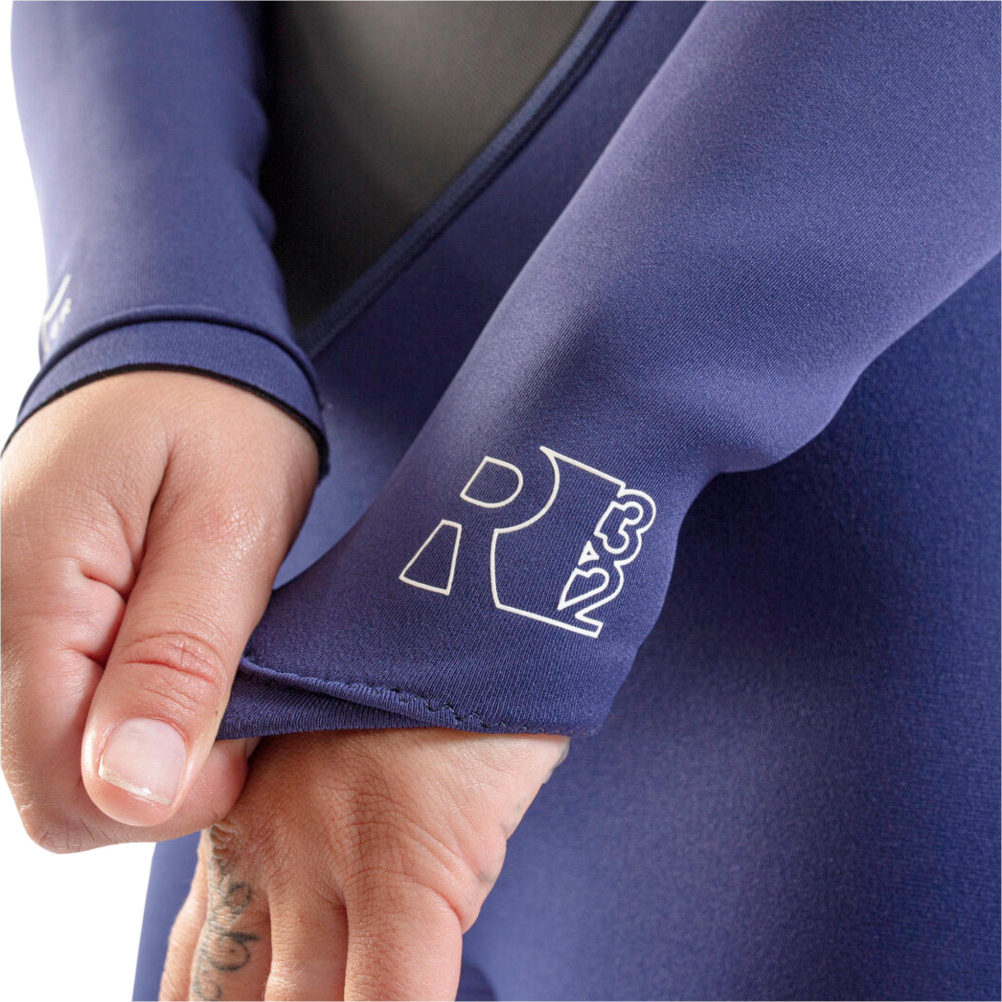 2025 Gul Womens Response 3/2mm Back Zip Wetsuit RE1319-C1 - Navy / Paisley